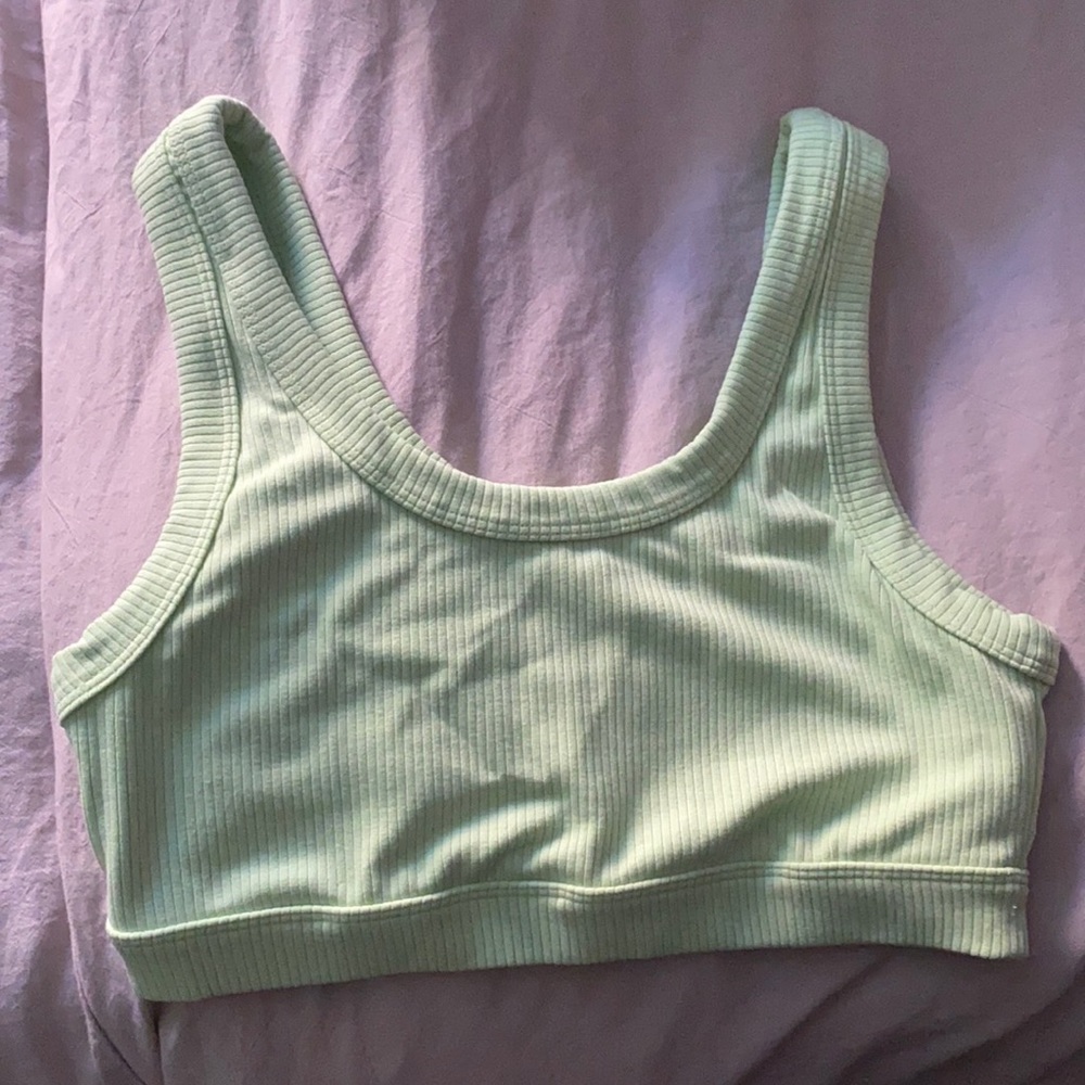 Alo neon green sports bra